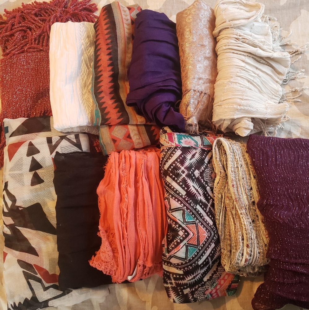 Lot of 12 Infinity and Regular Scarves